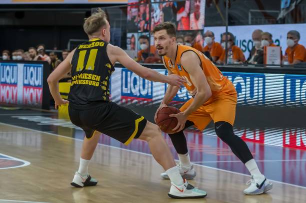 关乎生死走 关乎生死走